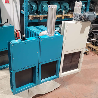 Kare ve dikdörtgen kesitli, pnömatik ve motor tahrikli sürgülü–şiber–bıçaklı vanalar; toz ve granül malzemelerin akış kontrolü için endüstriyel çözümler sunar.