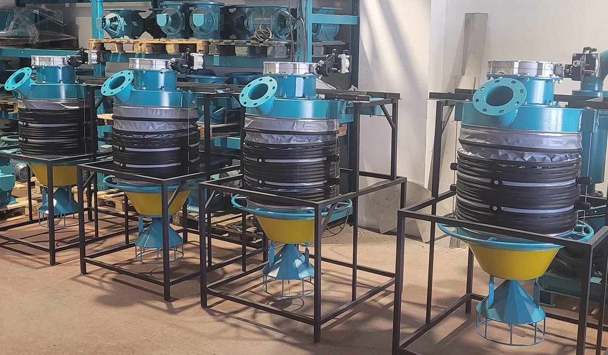 Silobas yükleme körüğü ile endüstriyel tozsuz dolum sistemi uygulaması